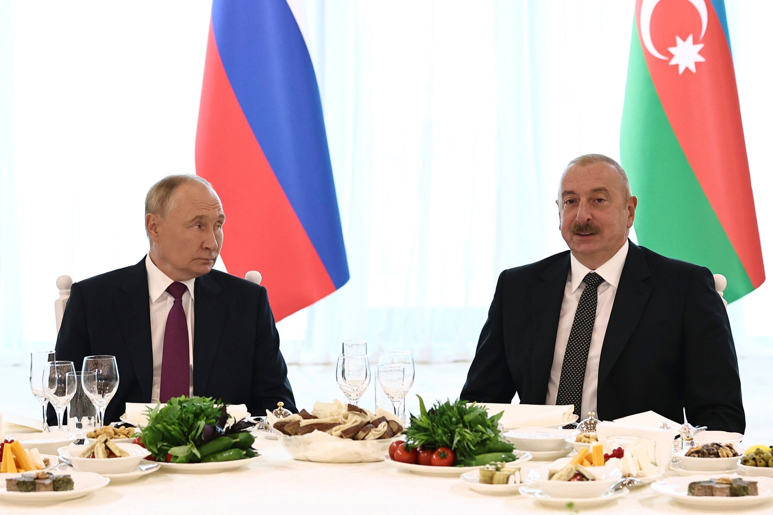 Putin secures $120m trade deal with Azerbaijan – Thaiger World