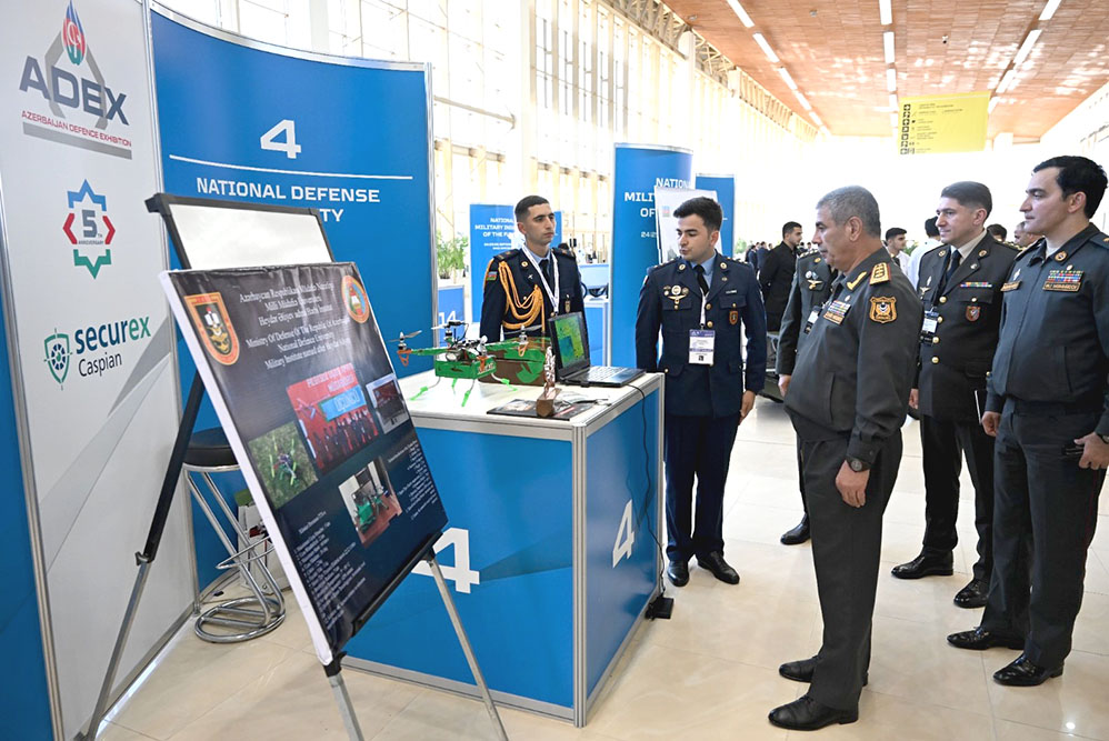 Azerbaijani minister views National Defense University booth – Trend News Agency