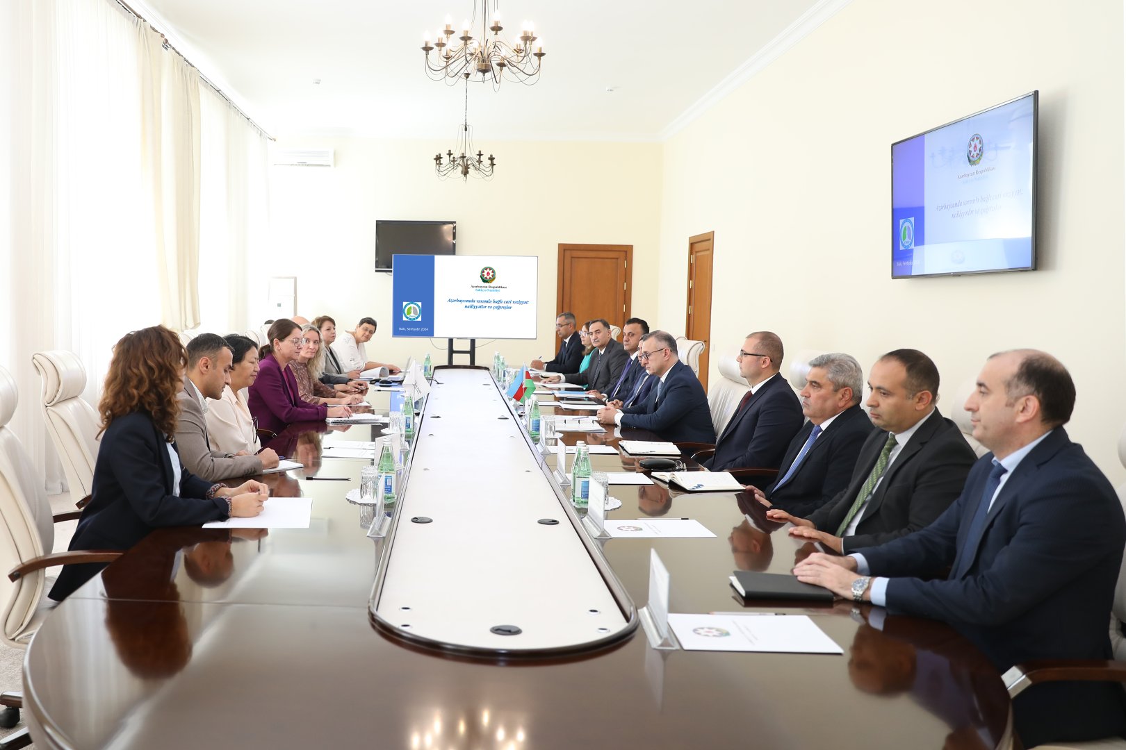 Azerbaijan’s Health Ministry views tuberculosis control with Global Fund delegate (PHOTO) – Trend News Agency